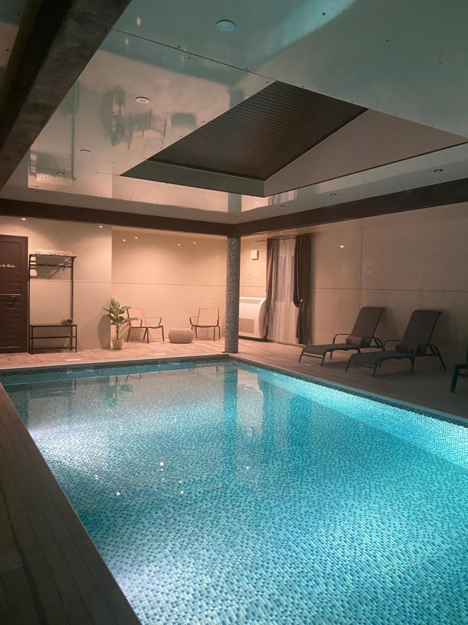 Histoire D'o - Les Piscines - D'hotes Frühstückspension Bezouce